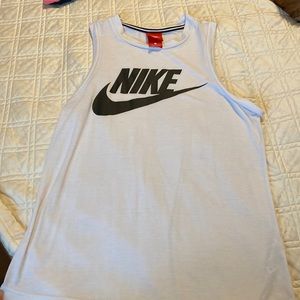 Nike tank